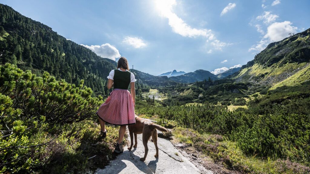 wandern mit hund sommer weissee